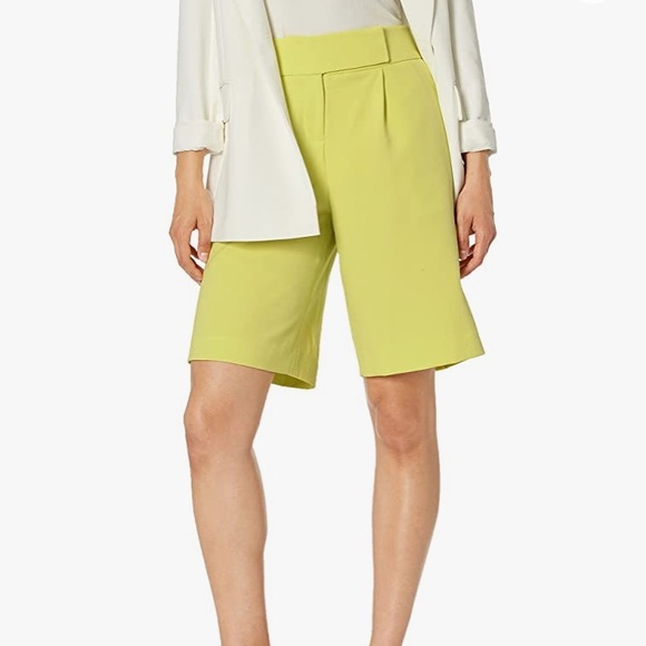 Tahari ASL Bermuda Short - Picture 1 of 4